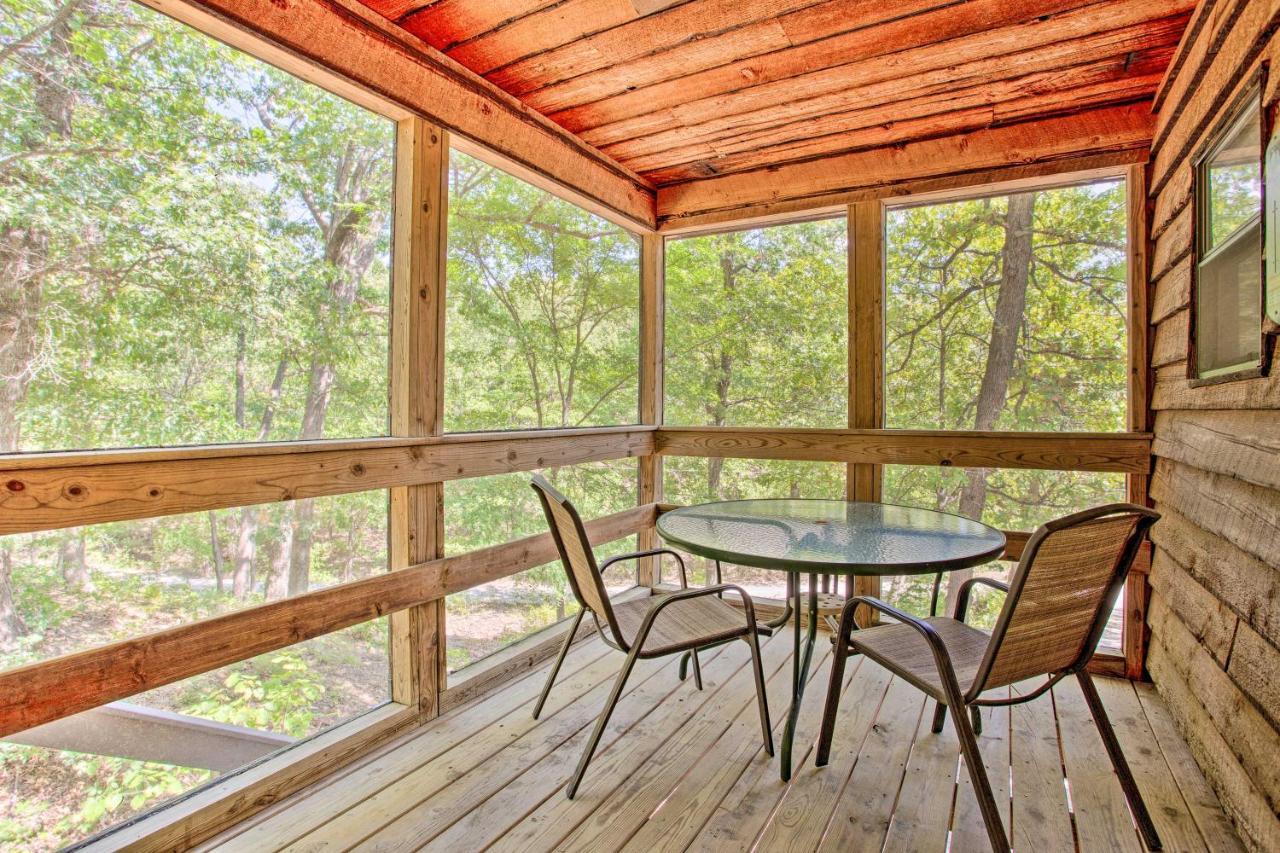 Bright Davis Escape With Screened-In Porch! Extérieur photo