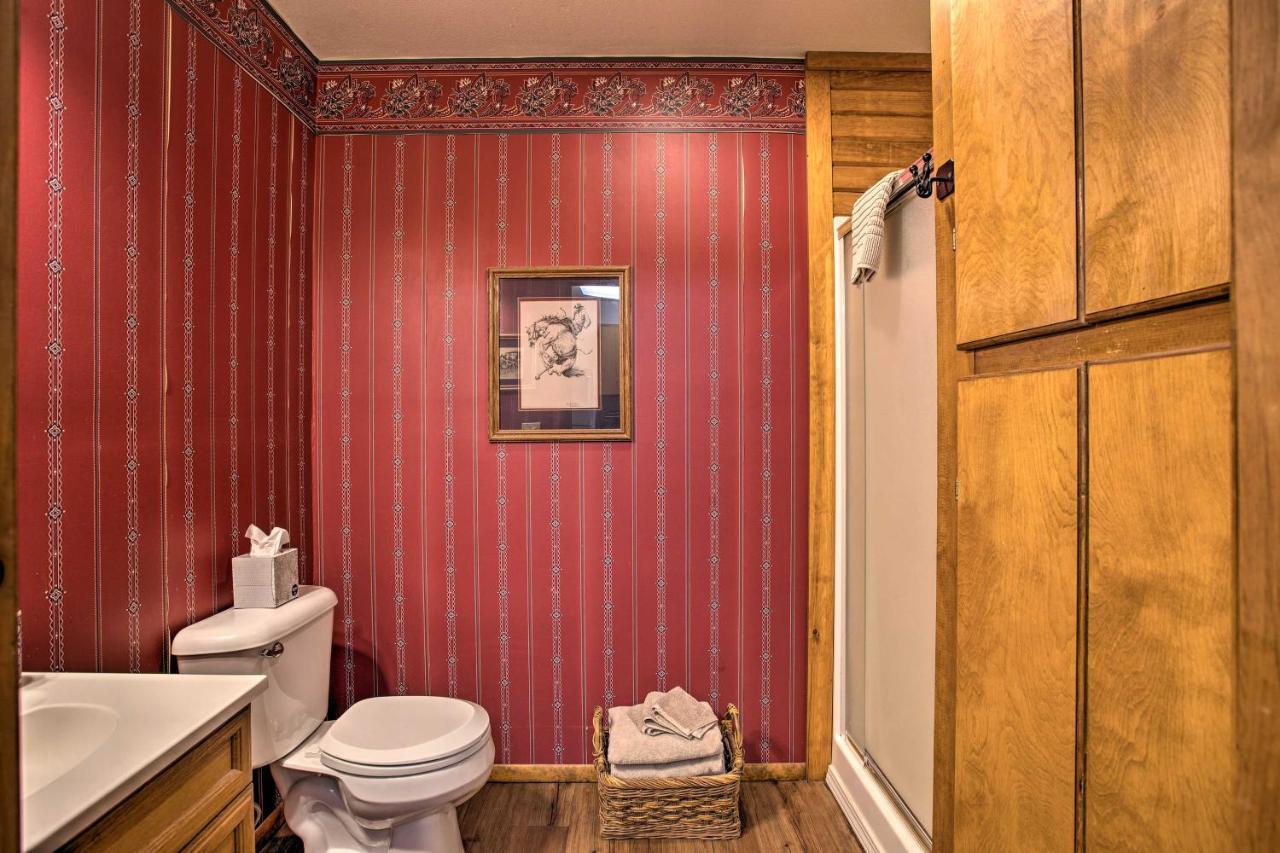 Bright Davis Escape With Screened-In Porch! Extérieur photo